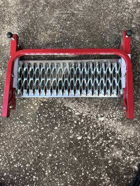 647596 Alltrade Tools Powerbuilt Non-slip Steel Surface Heavy Duty Tire Step For Truck Suv