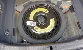 566.au1p15 Audi A6 2015 Spare Wheel Carrier 749363