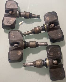 36236781847 Bmw Set Of 4 Rolls-royce Mini 3623 6781847 Tire Pressure Sensor Tpms Oem