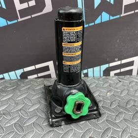 23262151 Chevrolet Oem 2015-2019 Silverado Gmc Sierra 2500 3500 Spare Tire Bottle Jack