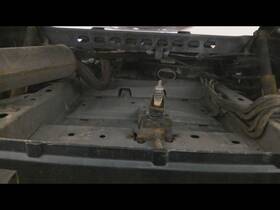 566.gm1605 Chevrolet Uplander 2005 Spare Wheel Carrier 676188