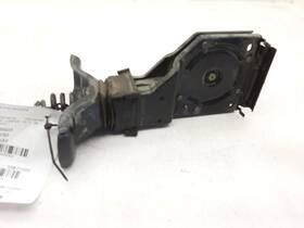 566.gm8n03 Chevrolet Spare Wheel Carrier Fits 1999-2006 Silverado 2500 Oem