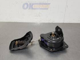 566.gm8b02 Chevrolet Truck 02 2002 Chevy Tahoe Lt Spare Wheel Tire Carrier Hoist