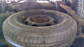 566.gm8f05 Chevrolet Truck Colorado 2005 Spare Wheel Carrier 657583