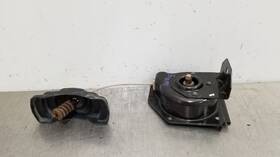 566.gm8m99 Chevrolet Truck 99 1999 Chevy Silverado 1500 Spare Wheel Tire Carrier Hoist