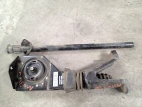 566.gm8z08 Chevrolet Truck 08 Silverado 3500 Spare Wheel Carrier 9275