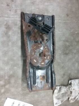 566.ch1702 Chrysler Voyager 2002 Spare Wheel Carrier 524323