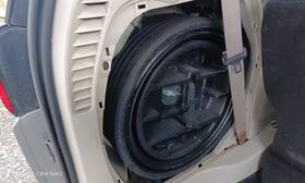 566.ch1e19 Chrysler Pacifica 2019 Spare Wheel Carrier 750386