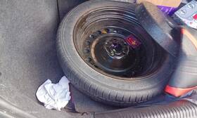 566.ch1l16 Chrysler 200 2016 Spare Wheel Carrier 712673
