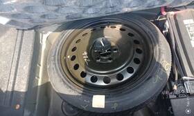 566.ch1u12 Chrysler 300 2012 Spare Wheel Carrier 715687