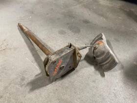 566.ch8807 Dodge Truck 07 Ram 3500 Used Single Rear Wheel Spare Rim/tire Carrier Mount
