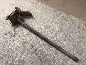 566.ch8n00 Dodge Truck 00 Ram 3500 5.9l 4x4 6spd Mt Used Single Rear Wheel Spare Mount Carrier