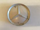 580.mb1l98 E320 Center Cap Hubcap Fits