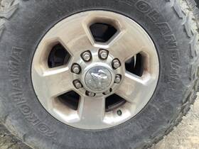 560-02498 Factory Oem Wheel Road 17x8 Aluminum 5 Spoke Fits 14-18 Dodge 2500 Pickup 4362326