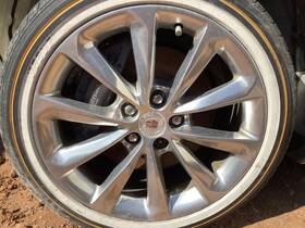 560-04773 Factory Oem Wheel 19x8-1/2 Opt Q8r Fits 13-15 Xts 4322958