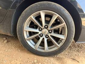 560-04790 Factory Oem Wheel 17x8-1/2 Machined Face Fits 17-19 Cts 4628156