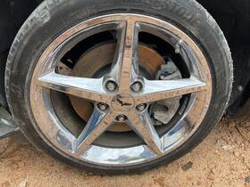 560-05483 Factory Oem Wheel 18x8-1/2 Front 5 Spoke Chrome Opt Qx3 Fits 11-13 Corvette 4378763
