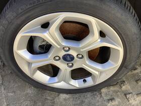 560-10372a Factory Oem Wheel 17x7 5 Spoke Painted Silver Fits 21-22 Ecosport 4578273