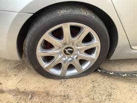 560-70832 Factory Oem Wheel Alloy 19x9 Rear Hidden Lug Nuts Fits 11-13 Equus 2759603