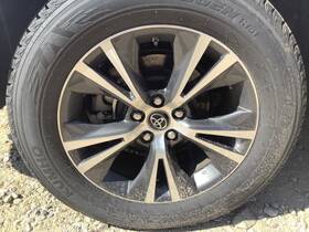 560-75162a Factory Oem Wheel 18x7-1/2 Alloy 10 Raised 5 V Spoke Fits 16-19 Highlander 3970746