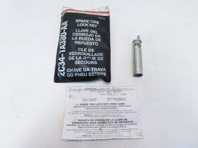 2c34-1a380-aa Ford F250 F350 Super Duty Spare Tire Lock With Key P/n 2c34-1a380-aa/ 81320 379288x