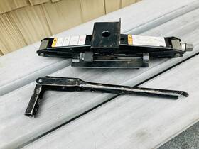 6w73-17035-aa Ford 2003-2011 Crown Victoria Marquis Town Car Jack And Lug Wrench / From Dad