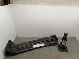 564.fd8204 Ford Truck Ranger 2004 Jack 1482425