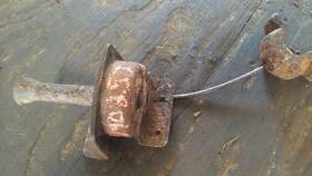 566.fd8397 Ford Truck Explorer 1997 Spare Wheel Carrier 964623