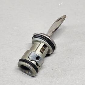12472979 Gm 00-06 Gmt800 Escalade Yukon Tahoe Spare Tire Lock And Key