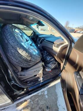 566.gm9219 Gmc Truck Yukon 2019 Spare Wheel Carrier 4371747