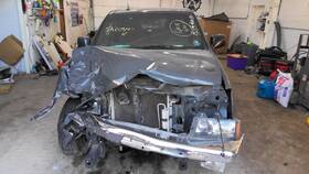 566.gm9b12 Gmc Truck Canyon 2012 Spare Wheel Carrier 1039036