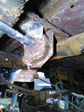 566.gm9m99 Gmc Truck 99 Sierra 1500 Spare Wheel Carrier