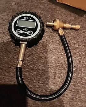 Dgh05-a11r4 Godeson Heavy Duty Automatic Digital Tire Deflator Pressure Gauge 200 Psi Dgh05-a11r4 Godeson Heavy Duty Automatic Digital Tire Deflator Pressure Gauge 200 Psi