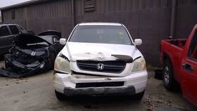 566.ho1604 Honda Pilot 2004 Spare Wheel Carrier 1296557