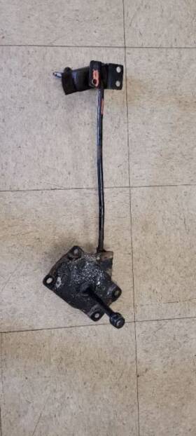 566.hy1408 Hyundai Santa Fe 2008 Spare Wheel Carrier 314982