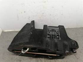 564.ja1s04 Jaguar 2004 Xj8 Jack And Tools 1396571