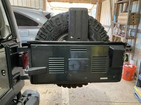 566.am8104 Jeep Tj 2004 Spare Wheel Carrier 4460968
