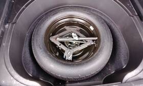 566.am8216 Jeep Cherokee 2016 Spare Wheel Carrier 784108