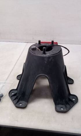 566.ch9210 Jeep Jk Wrangler Oem Rear Spare Tire Carrier W 3rd Brake Light 2007-2017 141873