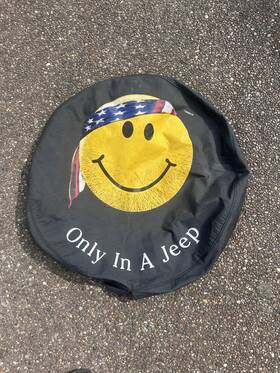 82208684ac Jeep Wrangler Tire Cover Smiley Face American Flag Bandana Vinyl Vtg