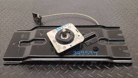 55396941af Jeep/plymouth Truck 06-10 Commander Spare Wheel Carrier Oem