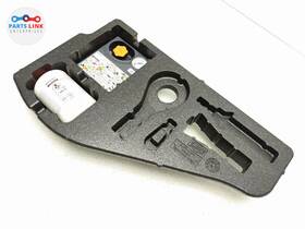 M8e219h323bb Land Rover 2022-24 Range L460 Tool Kit Tire Repair Compressor Storage Box Holder Oem