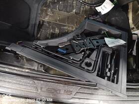 564.le1113 Lexus Jack Oem 2013 Rx350