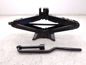 564.le1p03 Lexus 2003 Gs430 Jack And Tool Kit Assembly