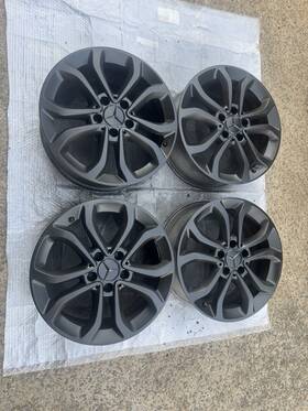 A2054010200 Mercedes-benz 2015-2018 C-class 300 Oem 17 Inch Wheels Only -