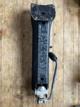 A2115830215 Mercedes-benz 2007-2009 E350 W211 Oem Emergency Spare Tire Jack Lift