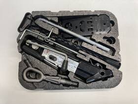 71106778555 Mini Cooper Tool Kit 07-15 R5x 424