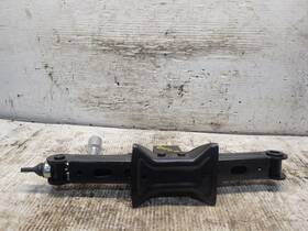 564.ms1222 Mitsubishi Outlander Sport 2022 Jack And Tools 1701969
