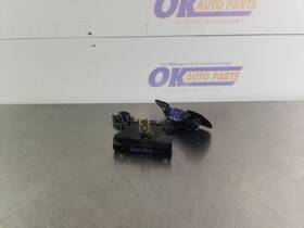 566.da1504 Nissan 04 2004 Frontier Spare Wheel Rim Carrier