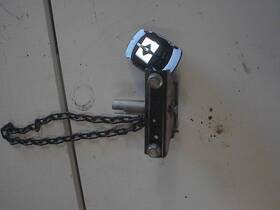 566.da1710 Nissan 10 Titan V8 4x2 Spare Wheel Carrier As Shown
